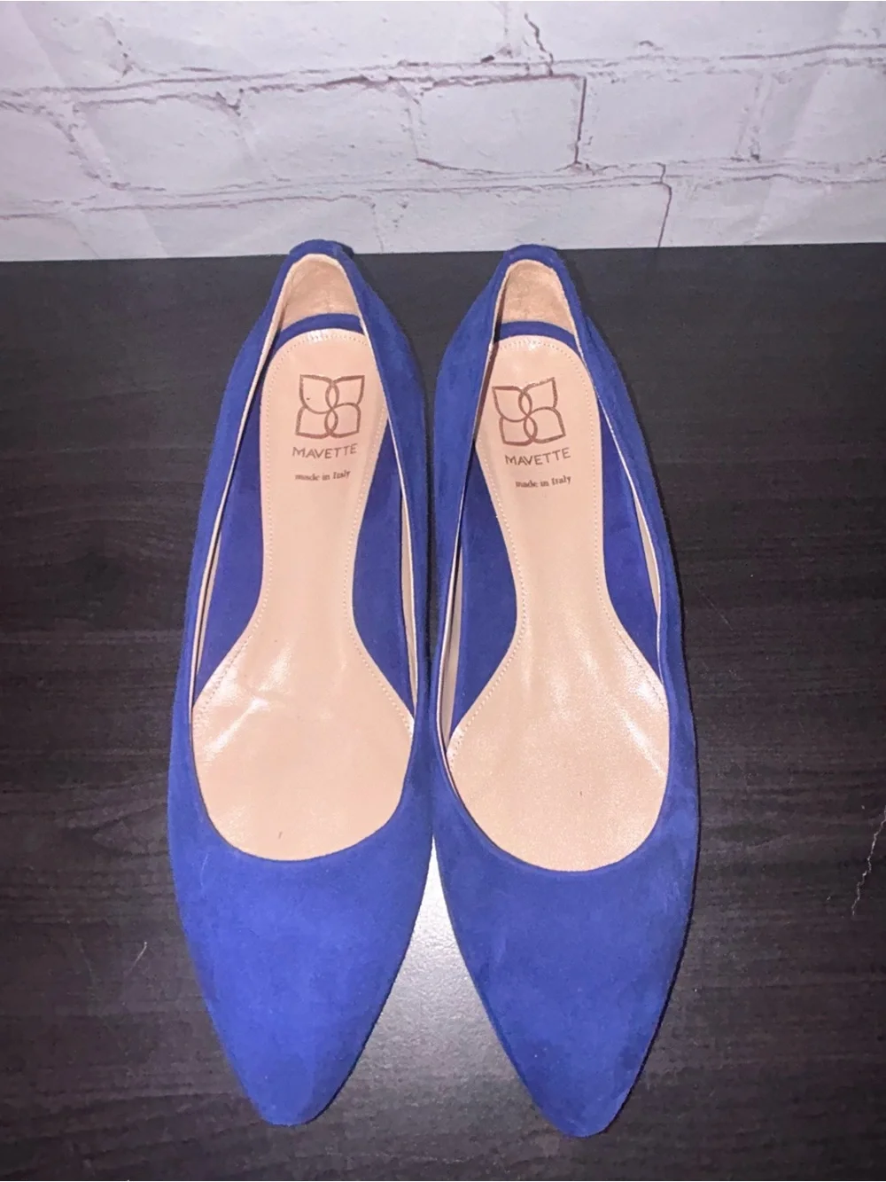 Mavette Suede Pointed Flats size 7.5